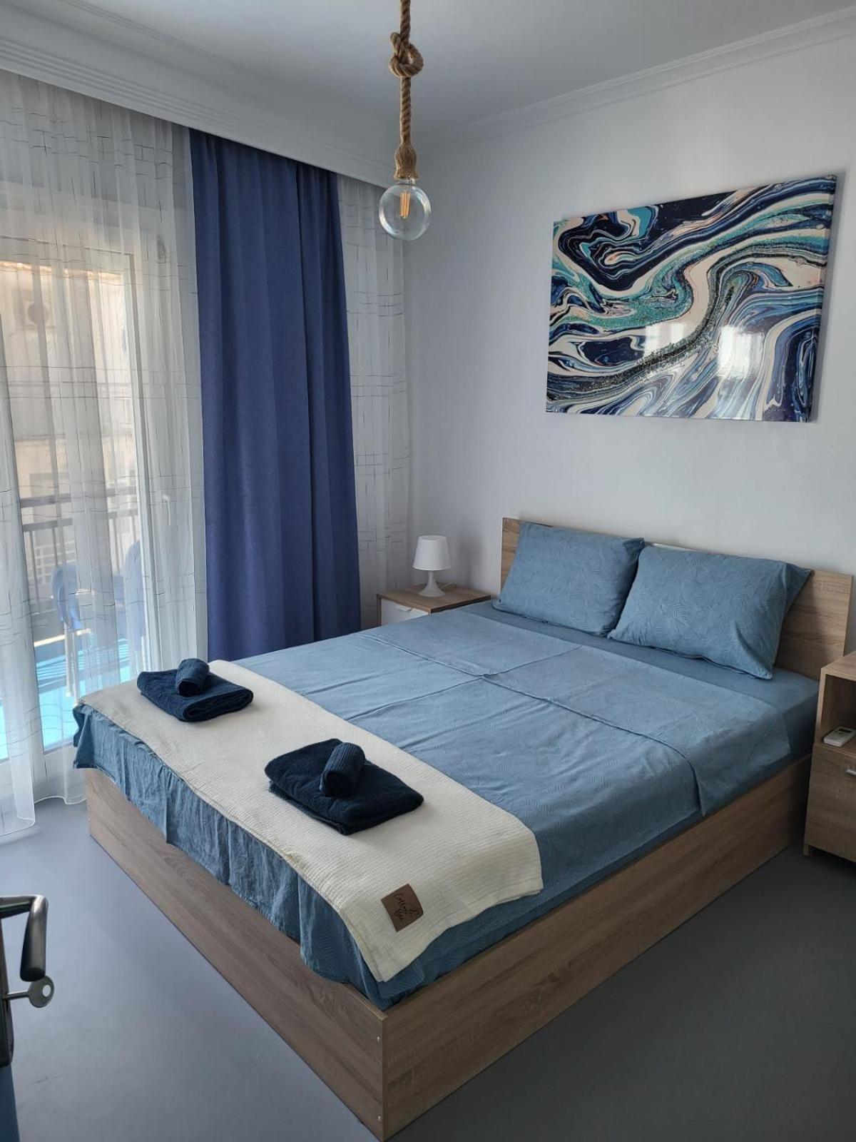 Upper Deck Apt. Apartment Néa Péramos Bagian luar foto