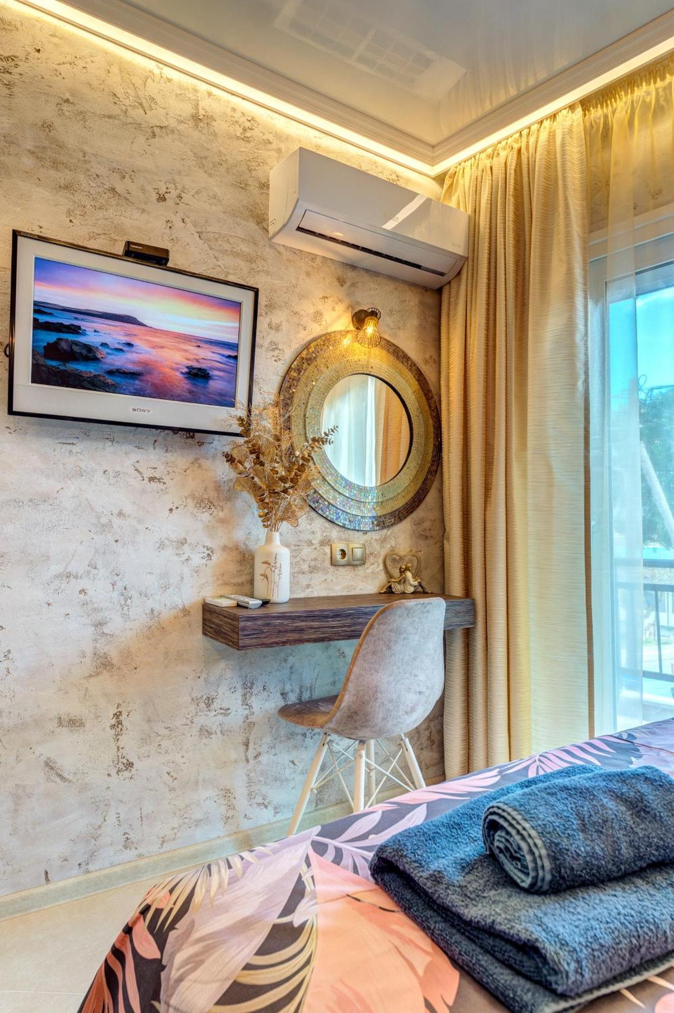 Upper Deck Apt. Apartment Néa Péramos Bagian luar foto